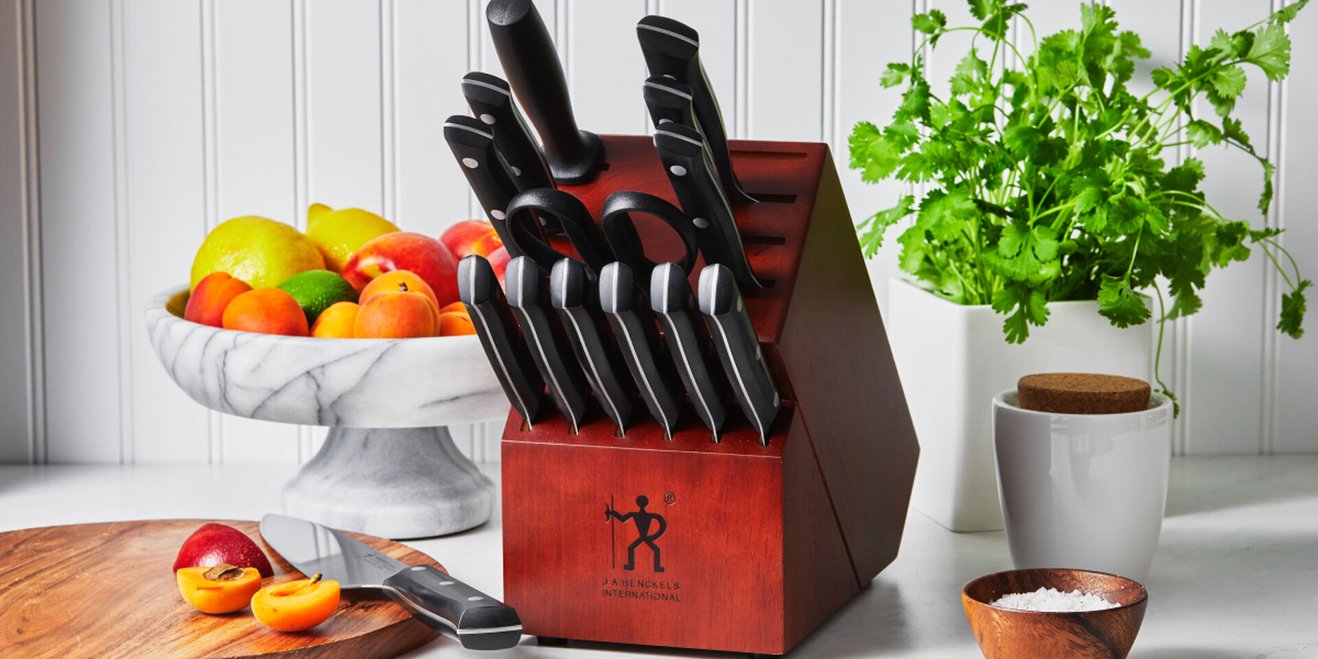 PRECISION CUTLERY WITHIN REACH