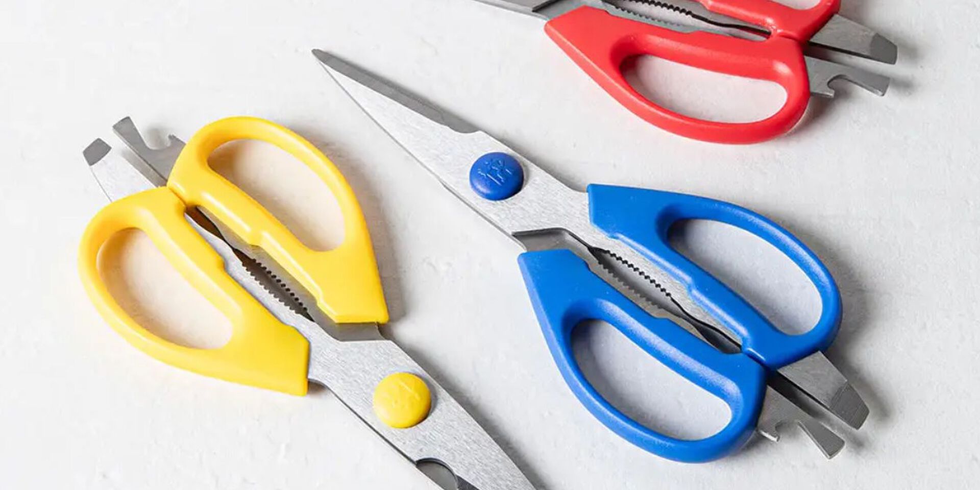 BUILT-IN MULTI-USE TOOLS