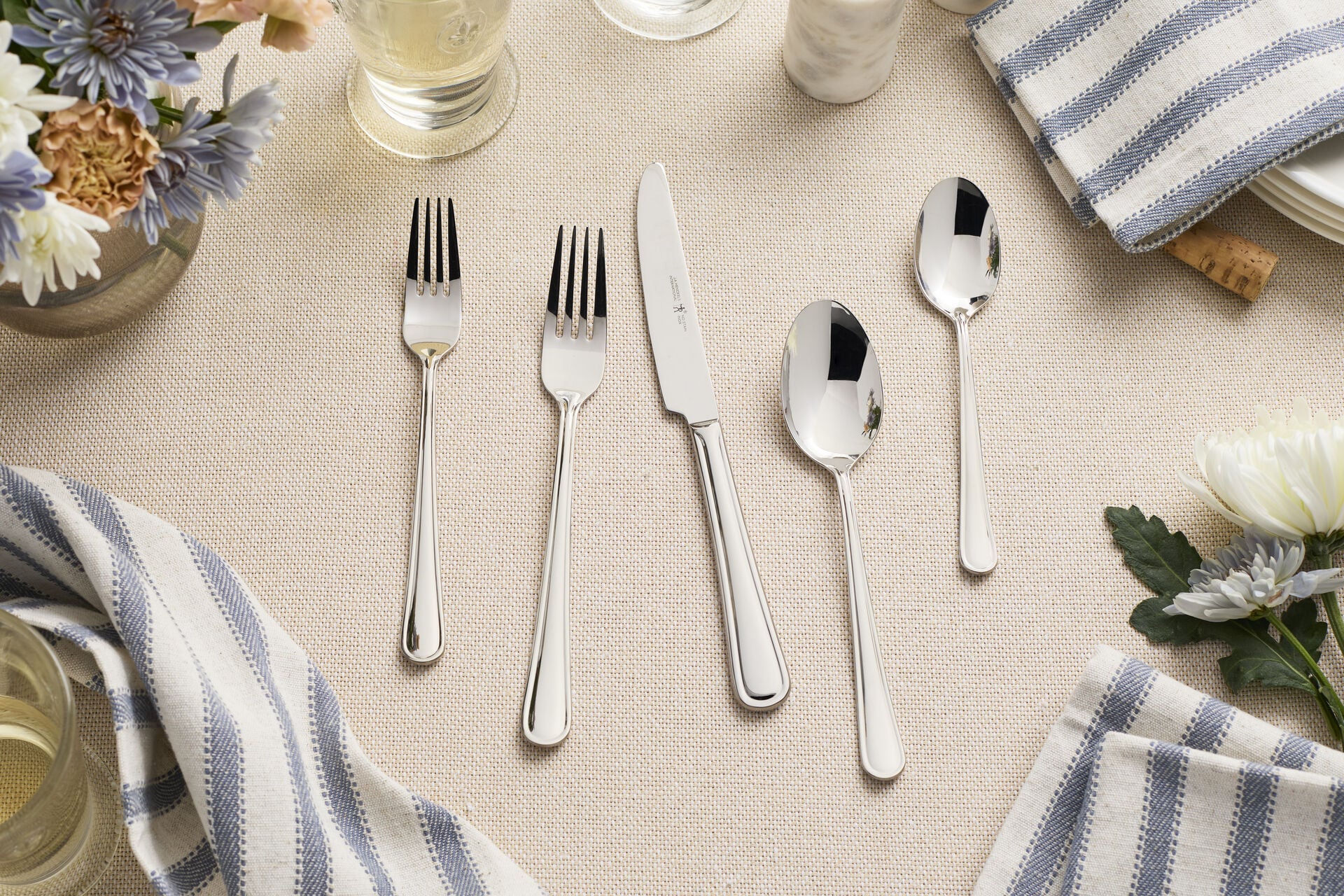 HENCKELS Flatware