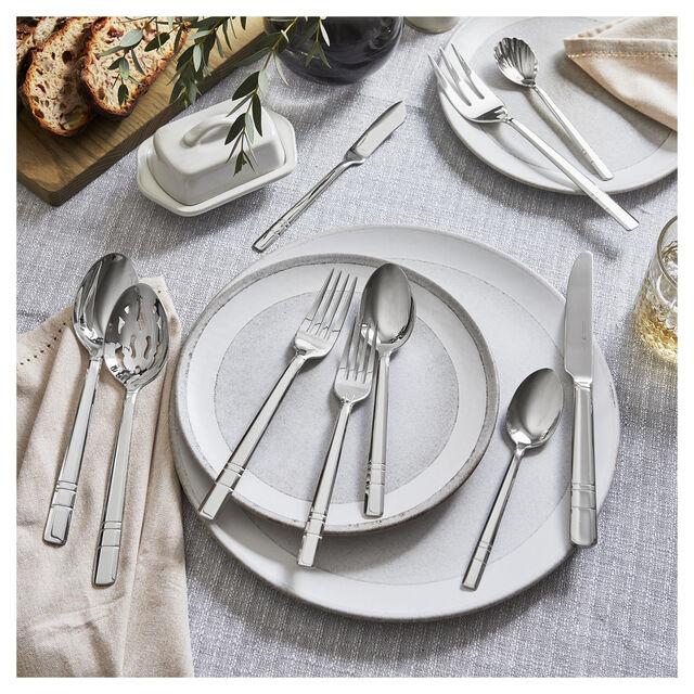 65 Piece Flatware Set polished,,large