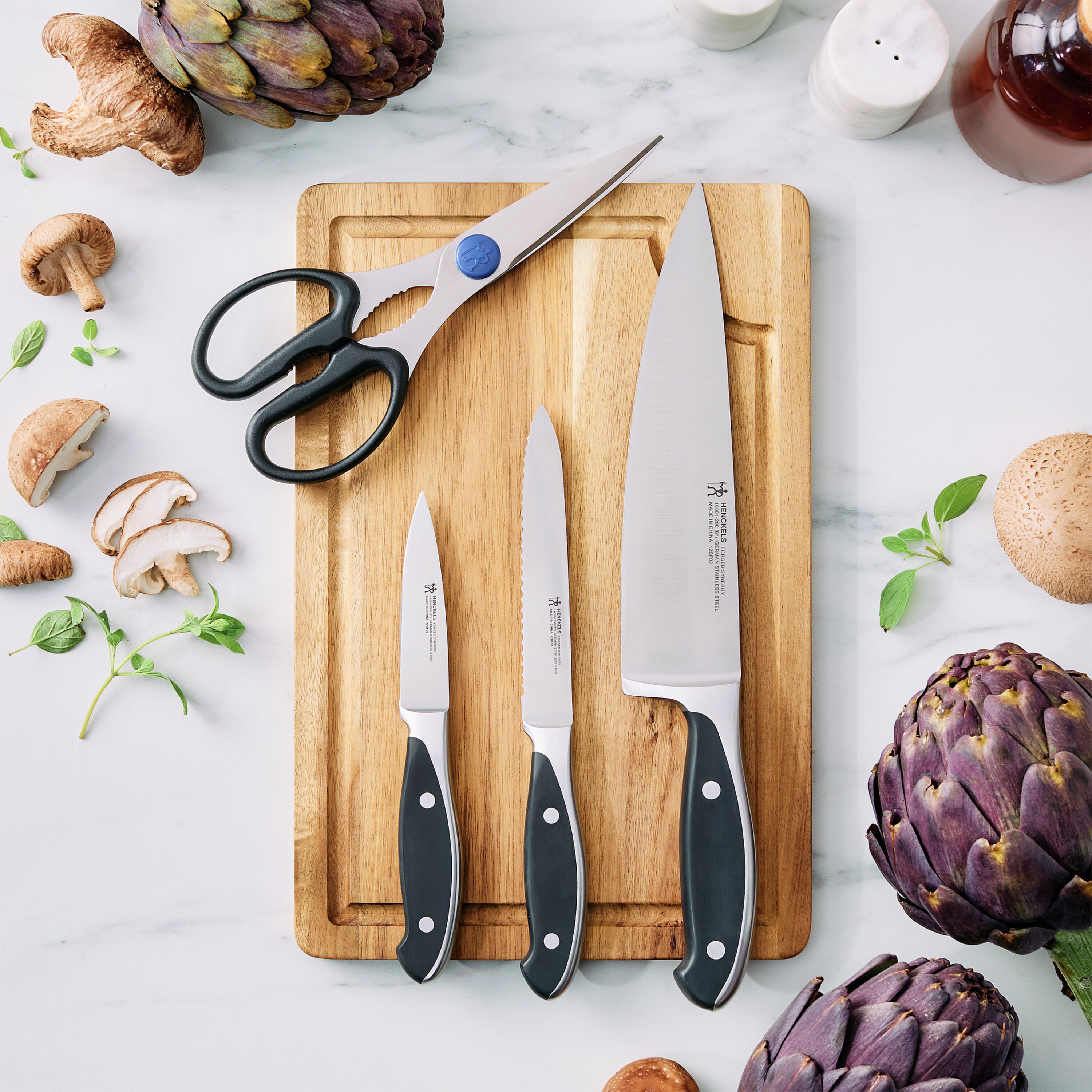 Forged Synergy 4-pc, Starter Knife Set With Shears | Henckels US