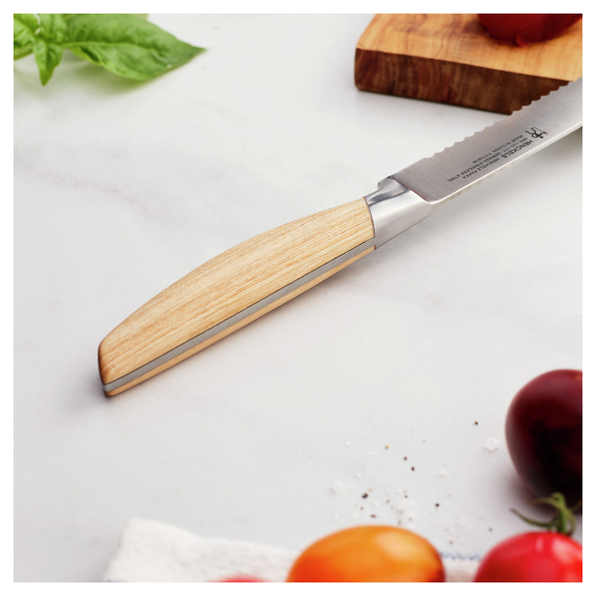 5.00 inch, Serrated Utility Knife,,large