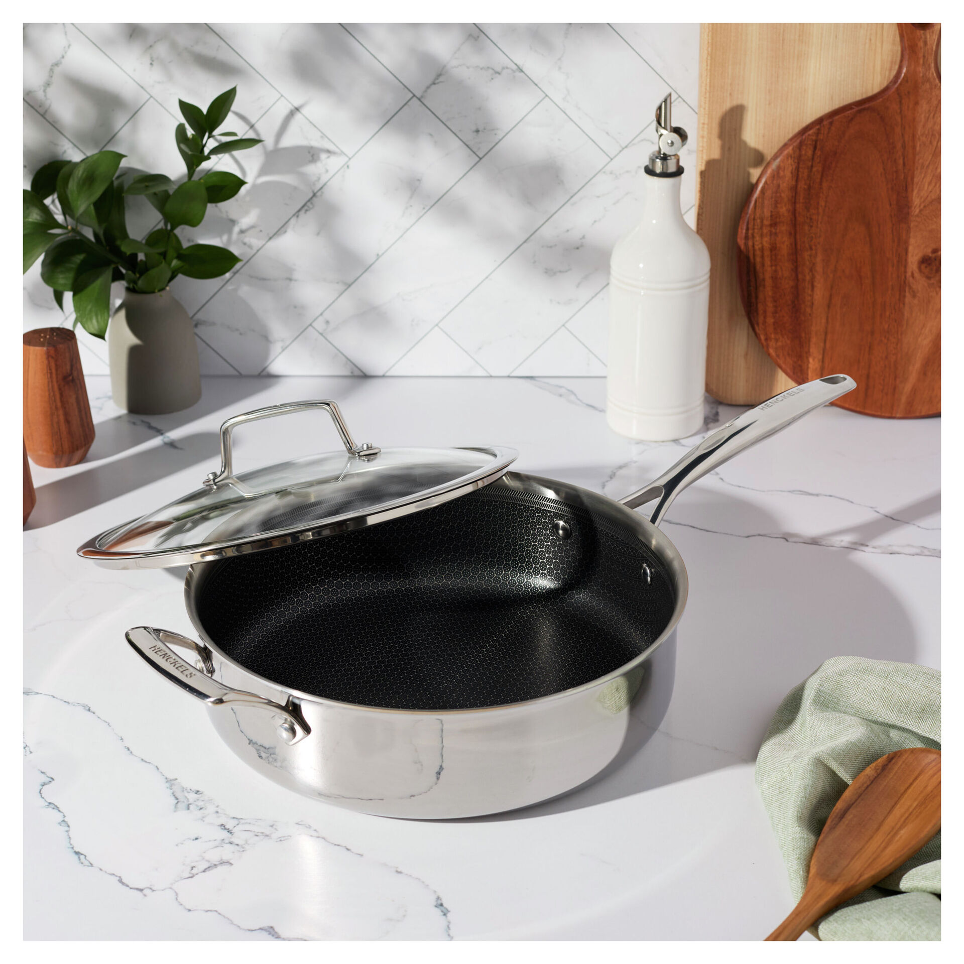 Set Di Pentole HENCKELS Clad H3 1023637 – 3 Pezzi In Acciaio Inossidabile Con Rivestimento Antiaderente In Ceramica, Adatti A Induzione E Forno - 3