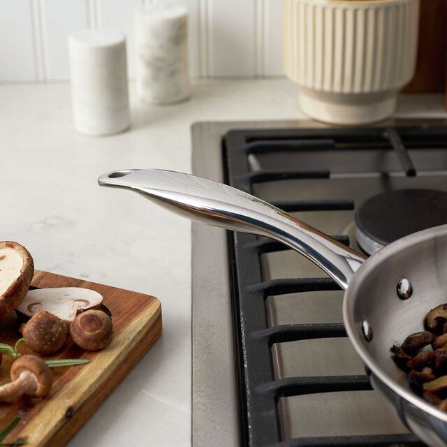 20 cm / 8 inch stainless steel Frying pan,,large