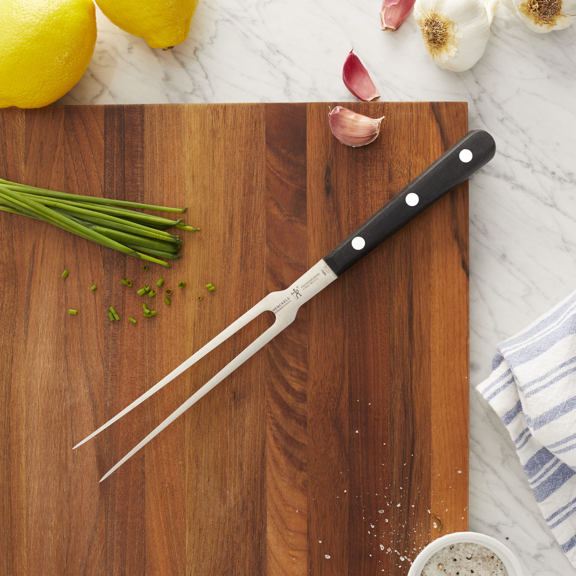7.00 inch, Carving Fork,,large