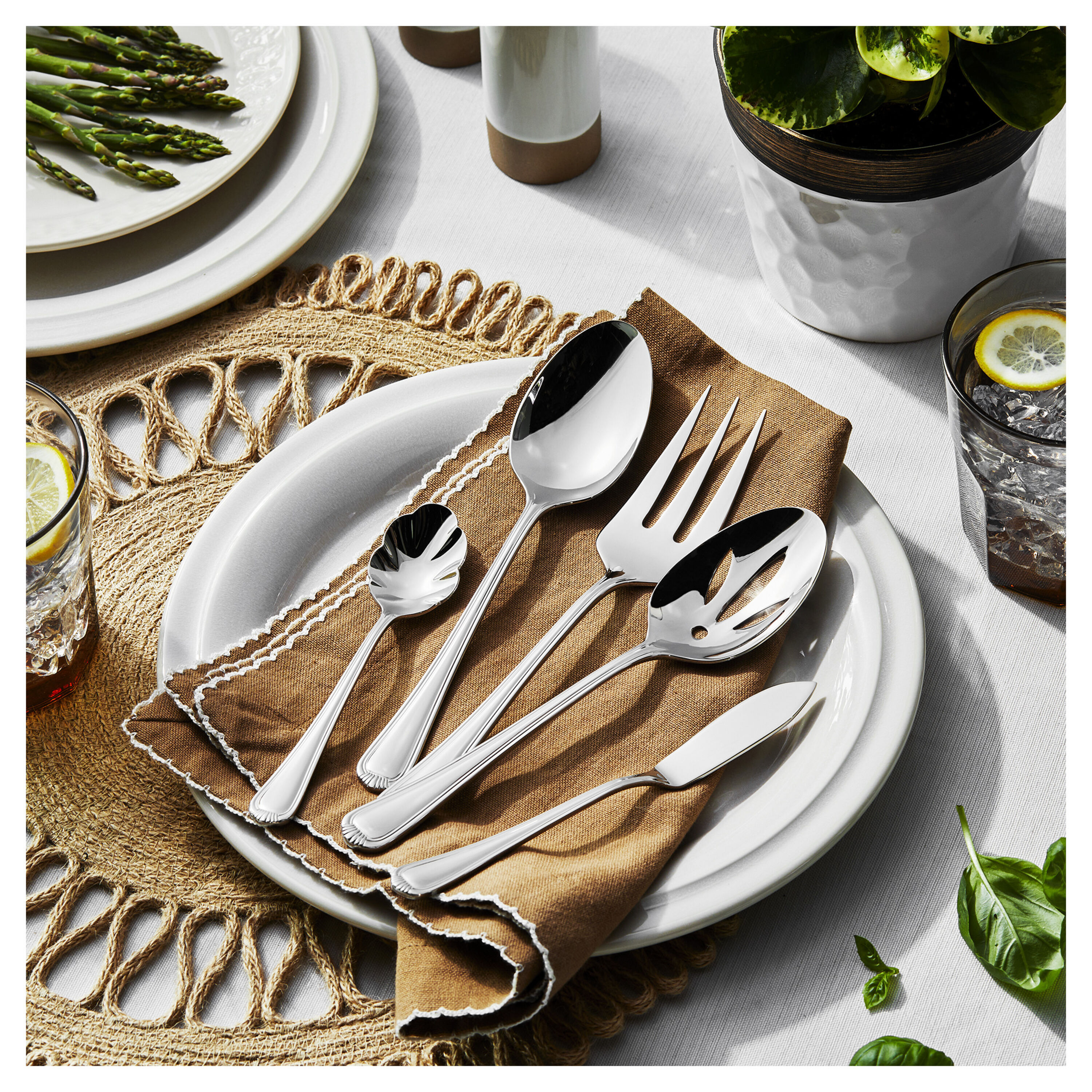 ファイレクシアカウンター 6個セット Alcea 65-pc, 18/10 Stainless Steel, Flatware Set | Henckels US