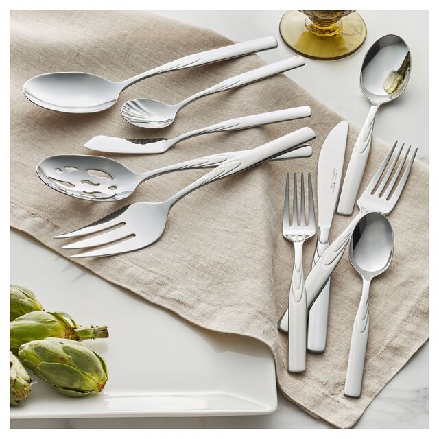 45 Piece Flatware Set polished,,large