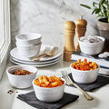 6 Piece round Bakeware set, white,,large