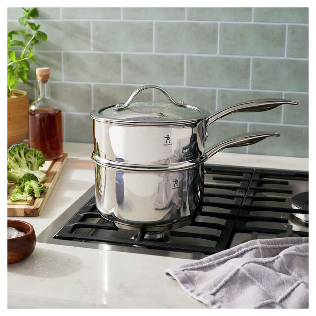 2,4 l stainless steel round Sauce pan with steamer, silver,,large