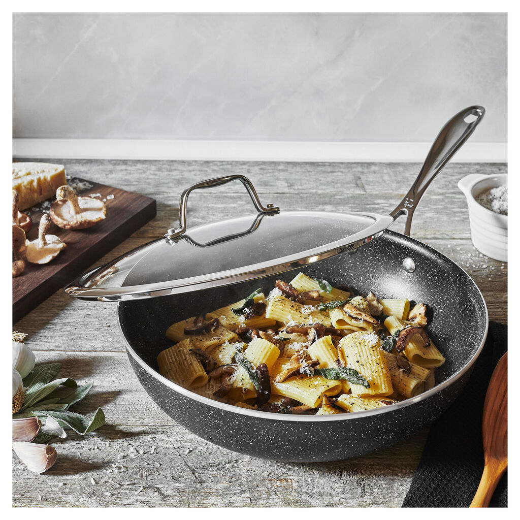 3 Piece aluminum Wok and Frypan Set,,large