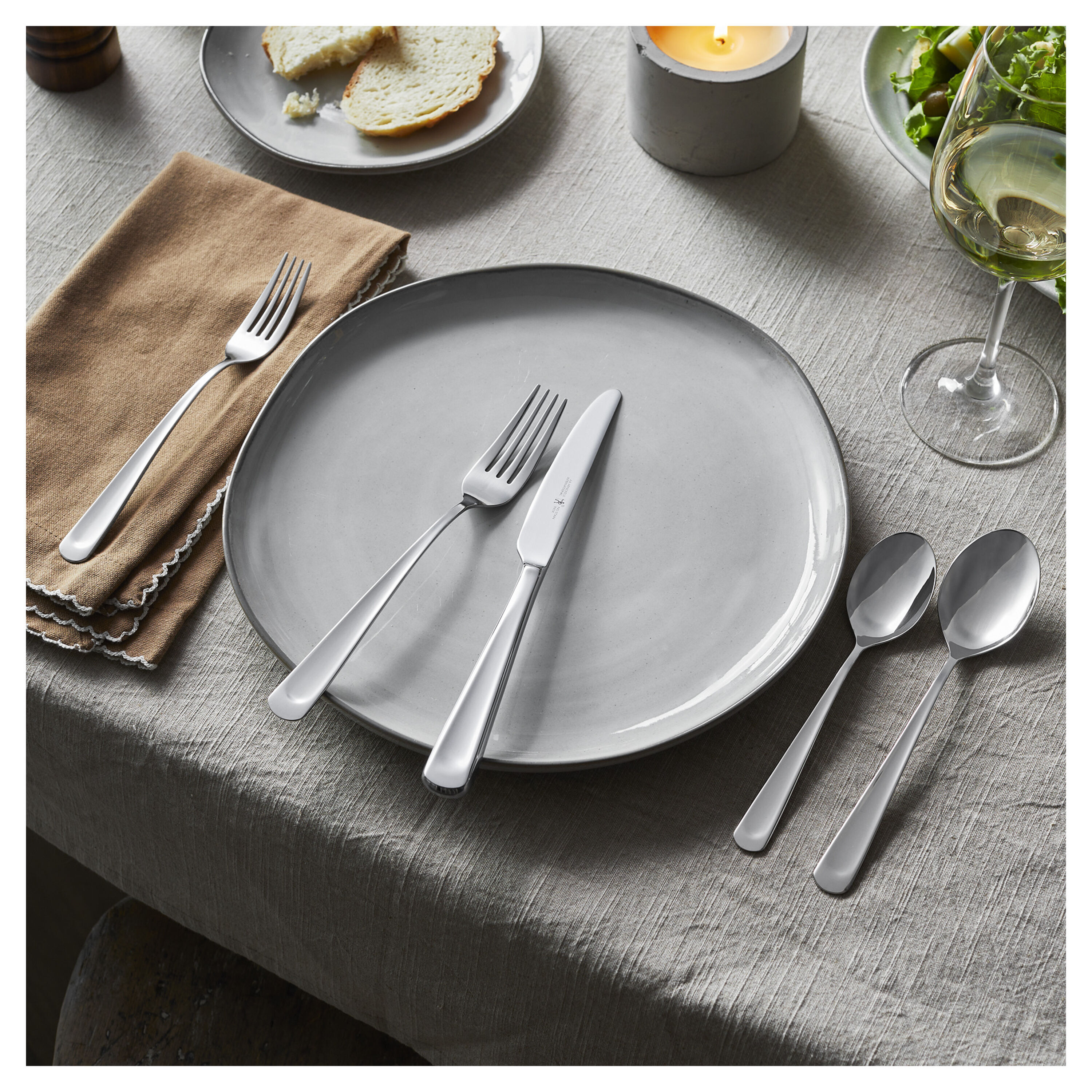 光和陶器　カトラリーセット　シルバーフランス　ディナーセット〈45本セット〉欠品 Silvano 45-pc, 18/10 Stainless Steel, Flatware Set | Henckels US