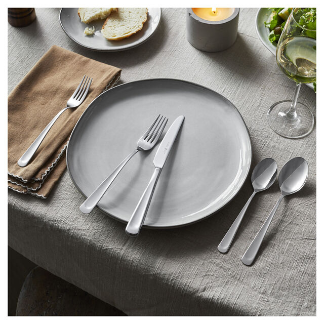 20 Piece Flatware Set,,large