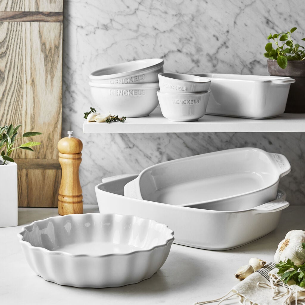 8 Piece Bakeware set, white,,large