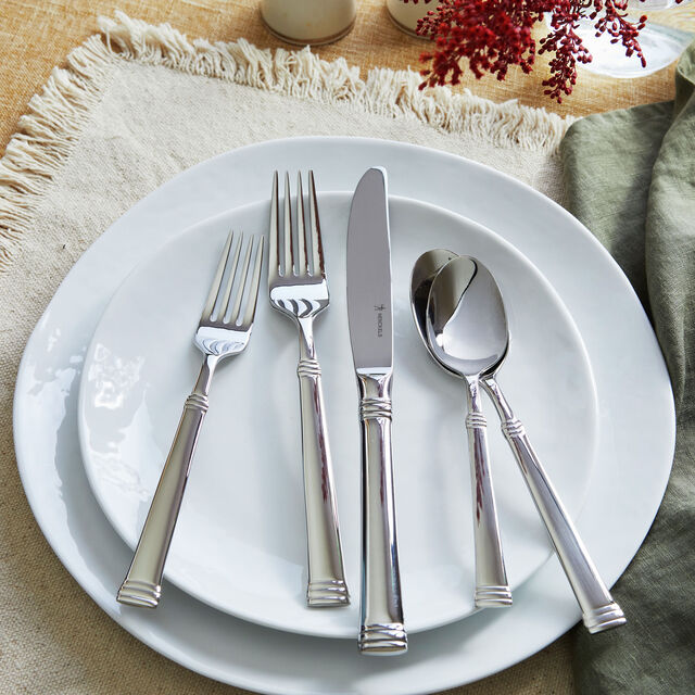 Multiple place set 65 Piece,,large