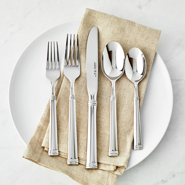 Multiple place set 65 Piece,,large