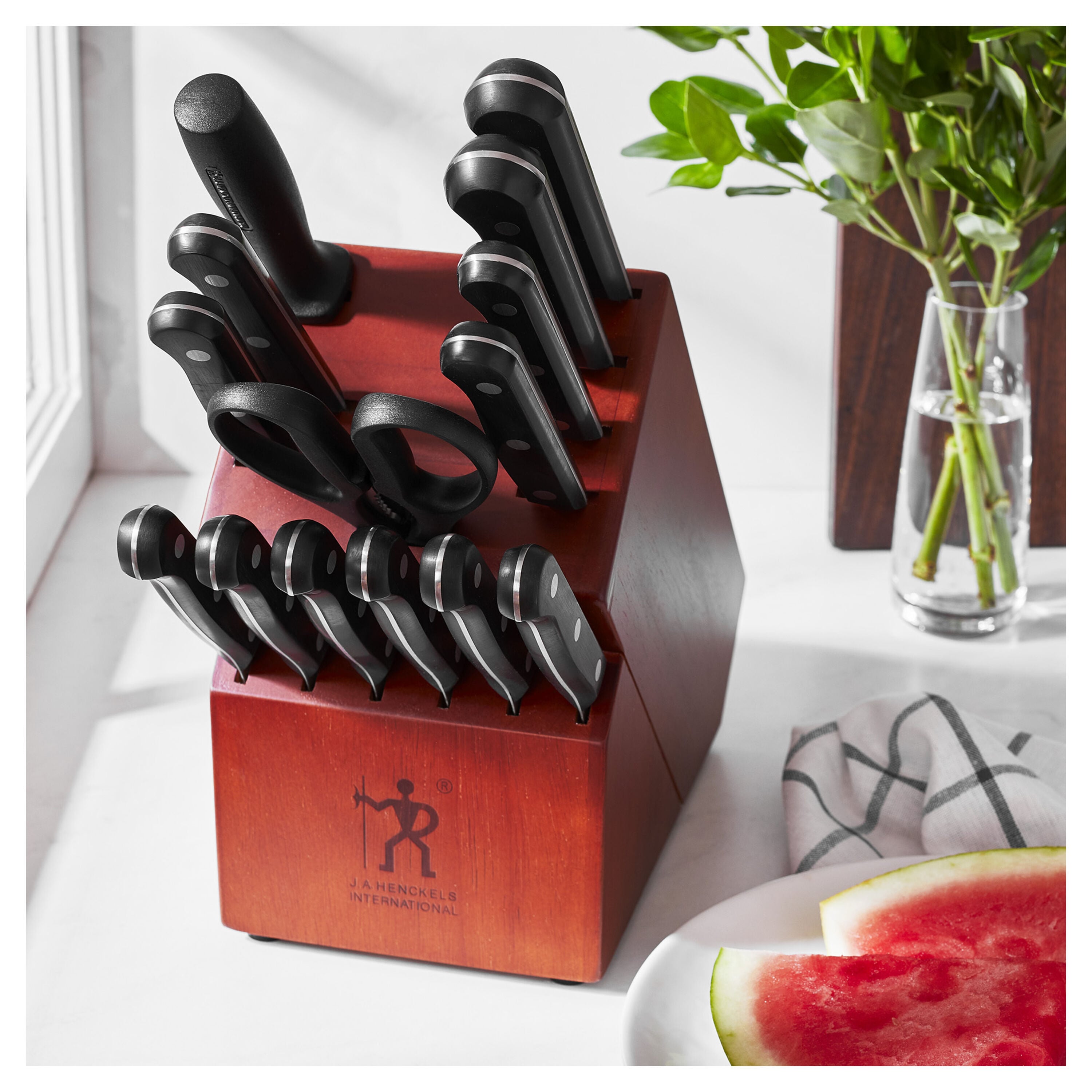 Buy Solution 15-pc, Knife block set | Henckels US