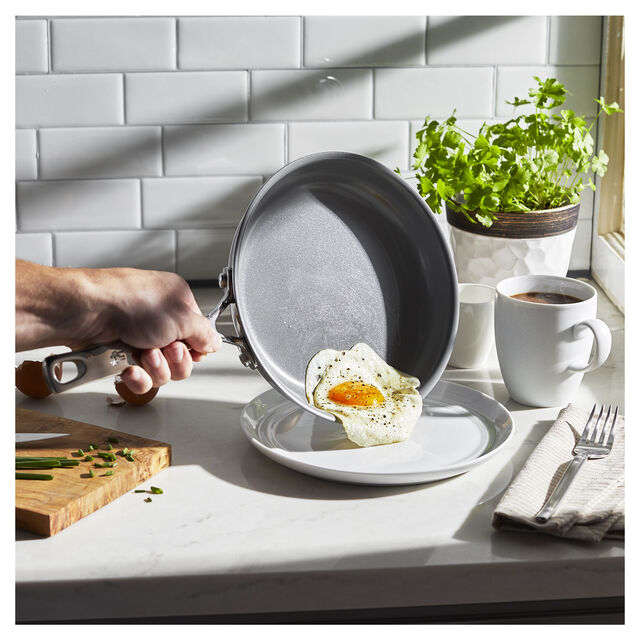 8.00 inch, Stainless Steel, Ceramic Nonstick Frying Pan,,large