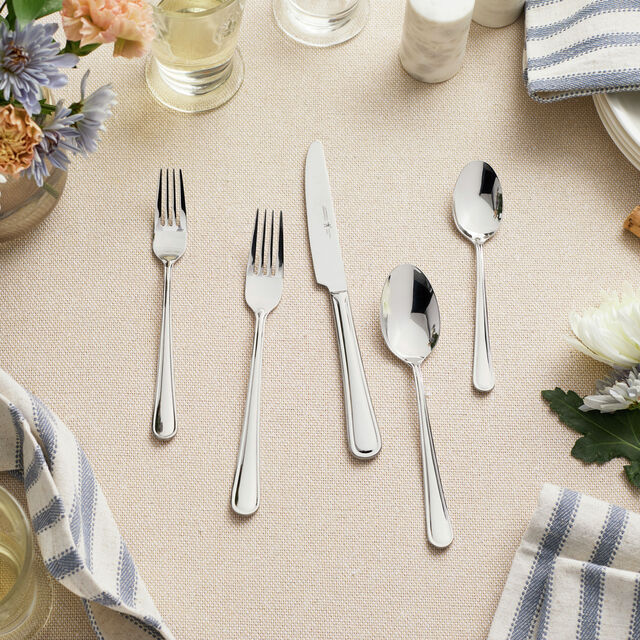 45 Piece Flatware Set polished,,large