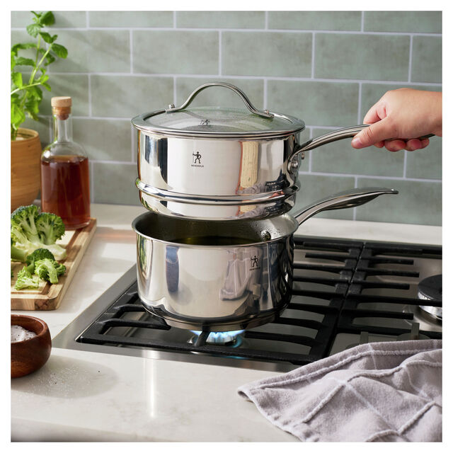 2,4 l stainless steel round Sauce pan with steamer, silver,,large
