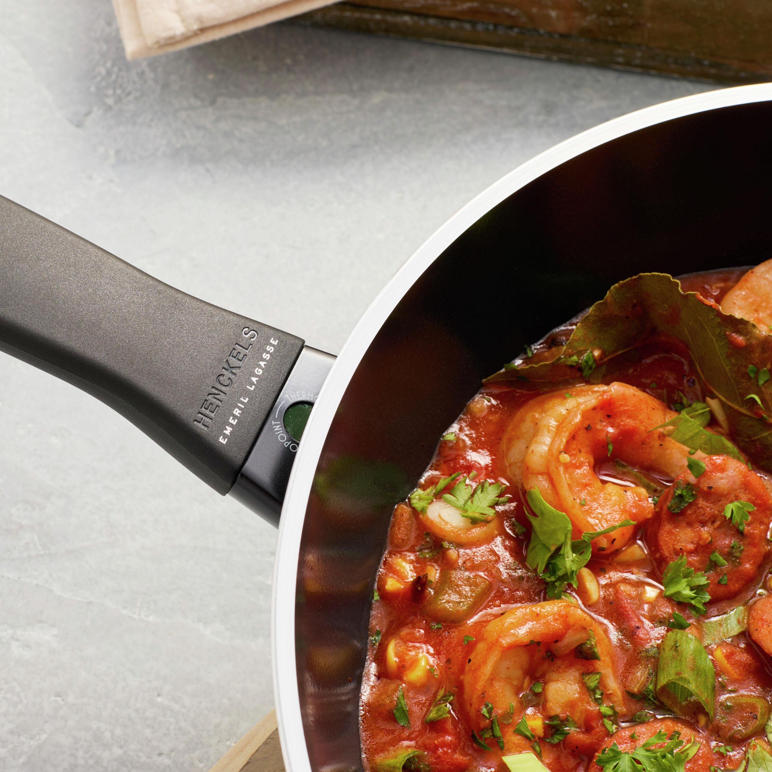 Nola by Emeril 11-inch, Aluminum, Ceramic Nonstick Wok With Lid