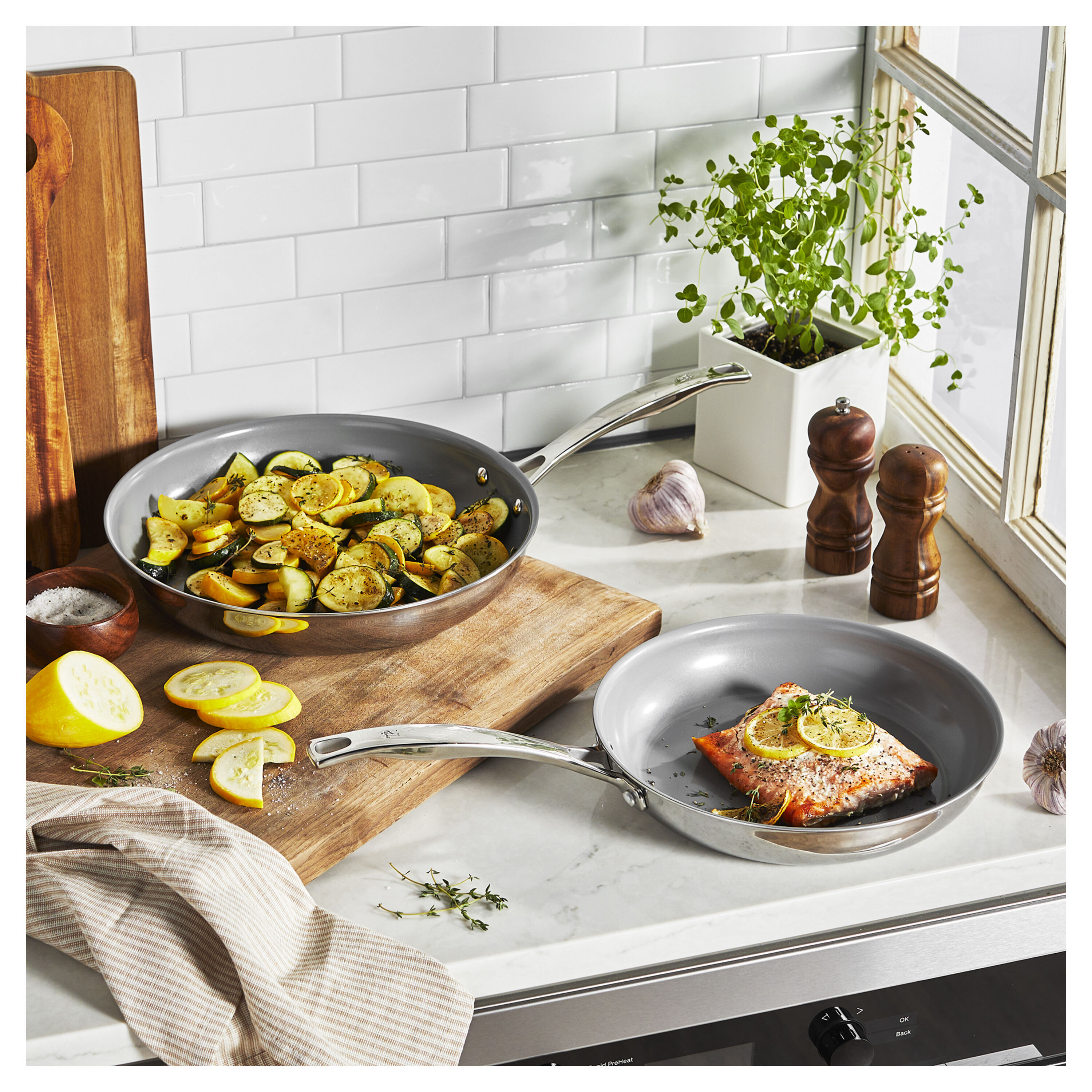 Henckels - Clad H3 2-pc Ceramic Nonstick 10-in & 12-in Fry Pan Set - Stainless Steel - Thumbnail 4