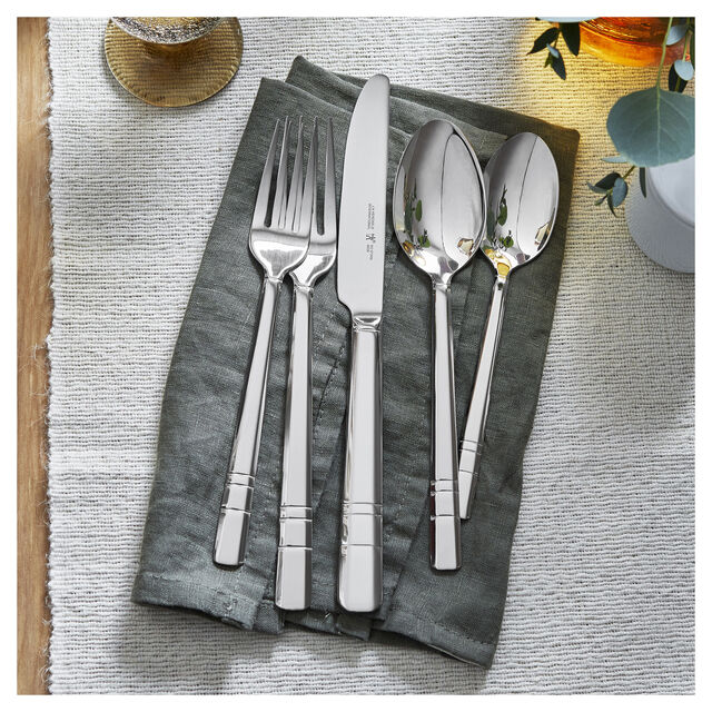 65 Piece Flatware Set polished,,large